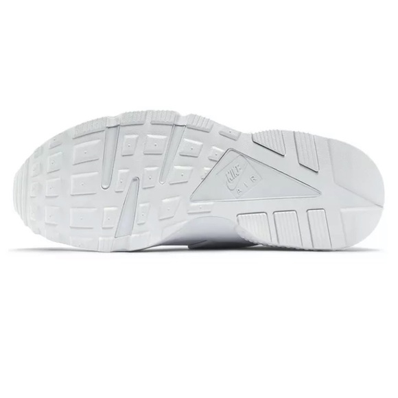 Nike Air Huarache Men 7.0/ Women 8.5 New - Picture 9 of 9